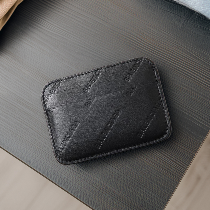 ◆送料・関税込み◆BALENCIAGA ブラックレザーカードホルダー