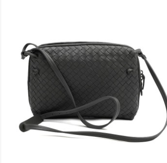 《BOTTEGA VENETA》NODINI ショルダーバッグ 中古