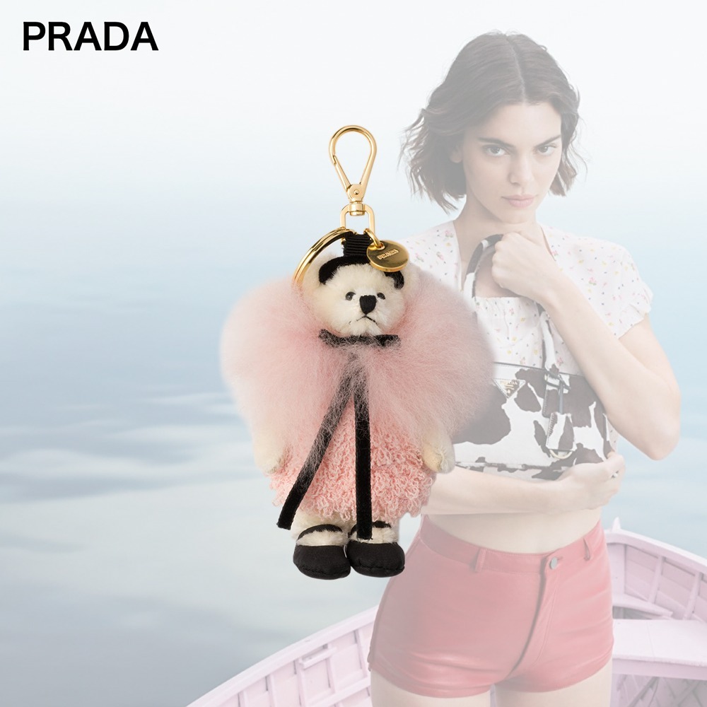 【希少】PRADA メタルリング付き テディベア バッグ チャーム