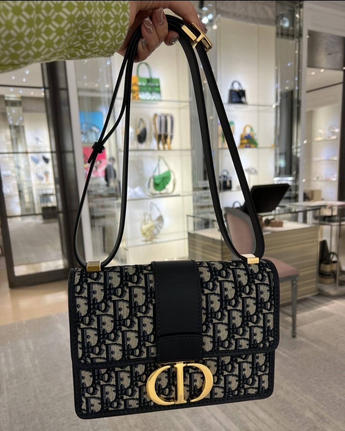 上品★エレガント【DIOR】《30 MONTAIGNE》バッグ