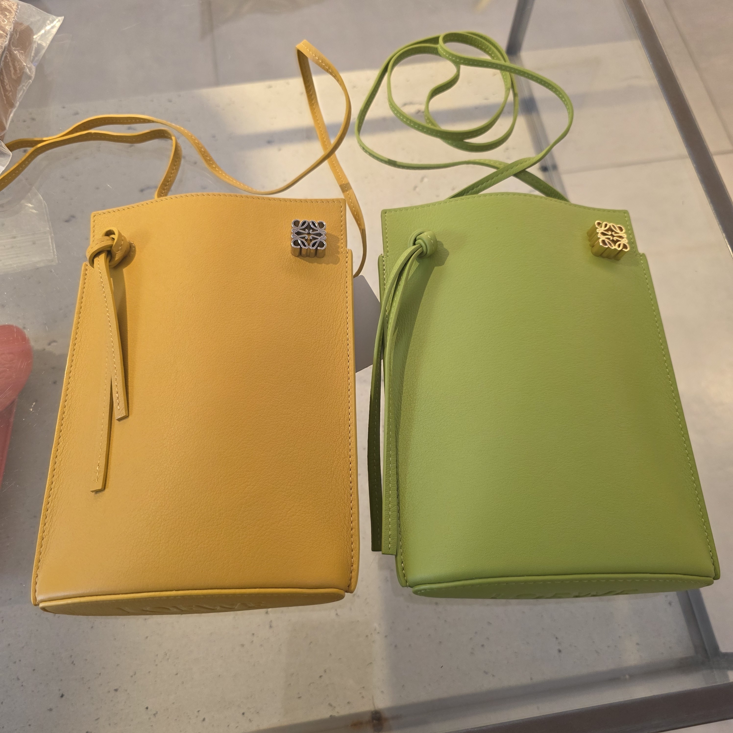 直営店買付☆☆【LOEWE】ダイス ポケット ショルダー C630R12X01