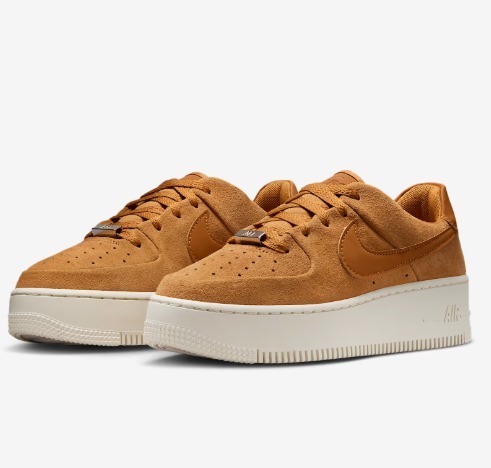 Nike ナイキ エア フォース 1 Sage LOW ウィメンズシューズ