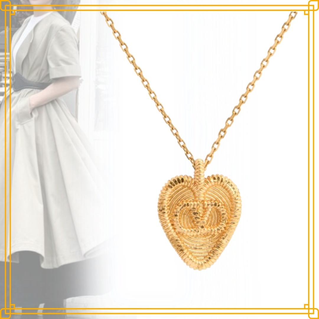 ◆大人気◆【VALENTINO】ハートネックレス