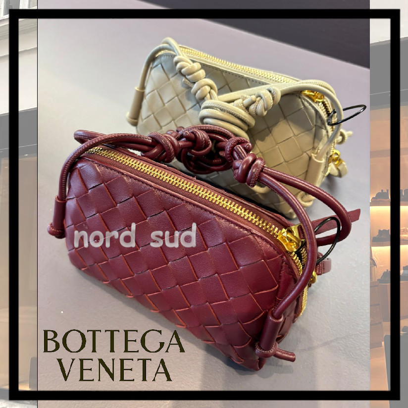 お洒落な BOTTEGA VENETA イントレチャート コンサートポーチ