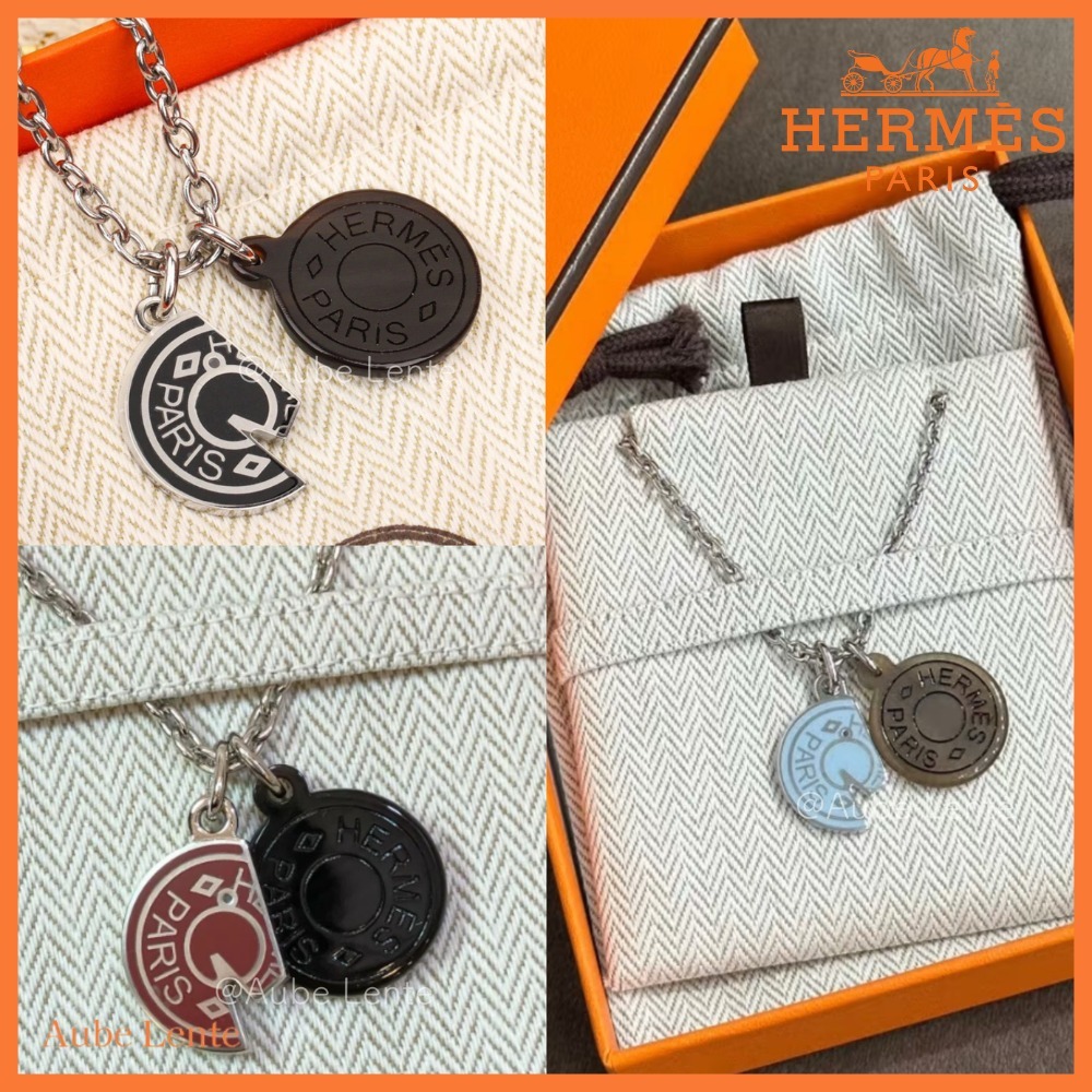 装いを格上げする＋【HERMES】Carrousel ネックレス