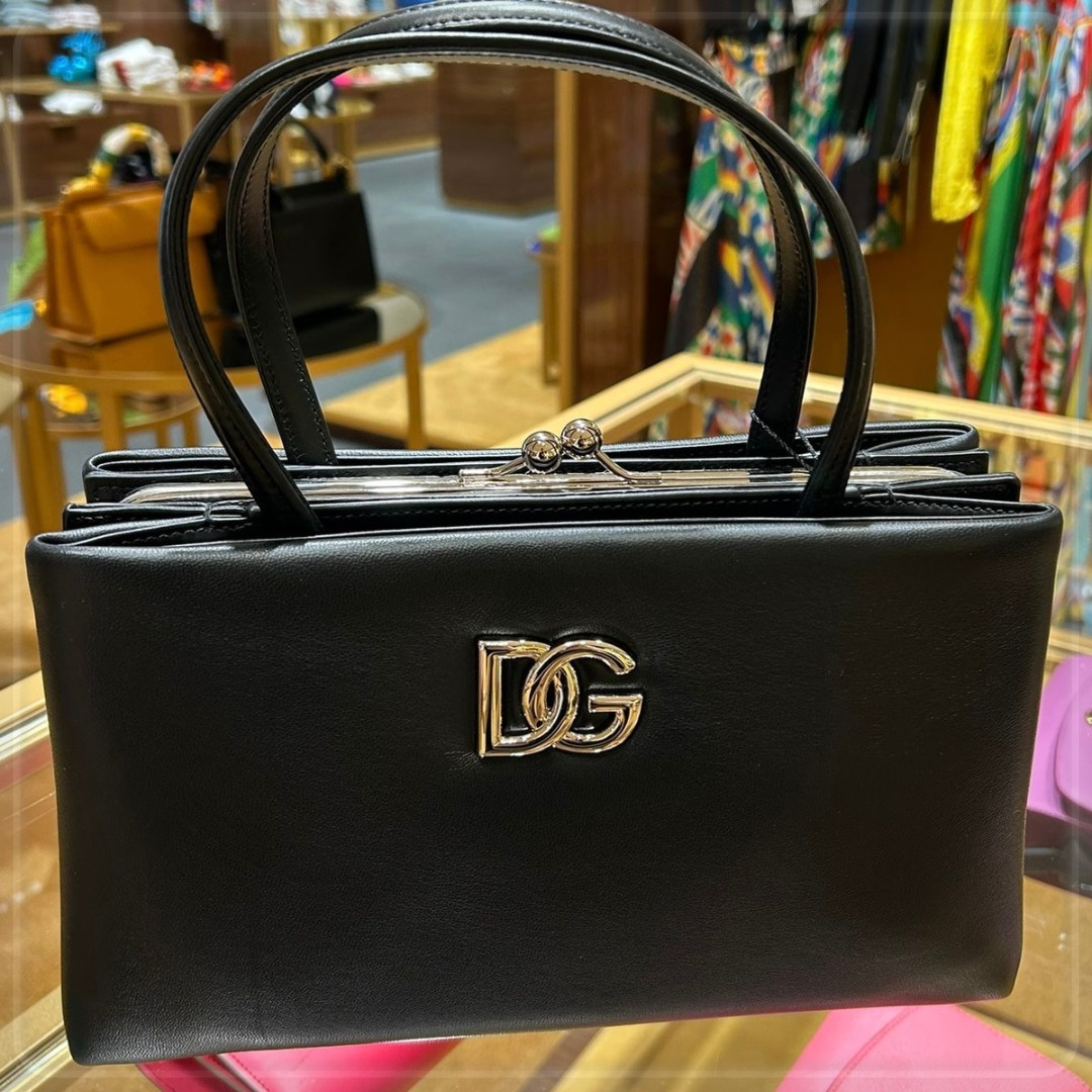 【DOLCE&GABBANA】ナッパレザー マンマバッグ DGロゴ入り Black