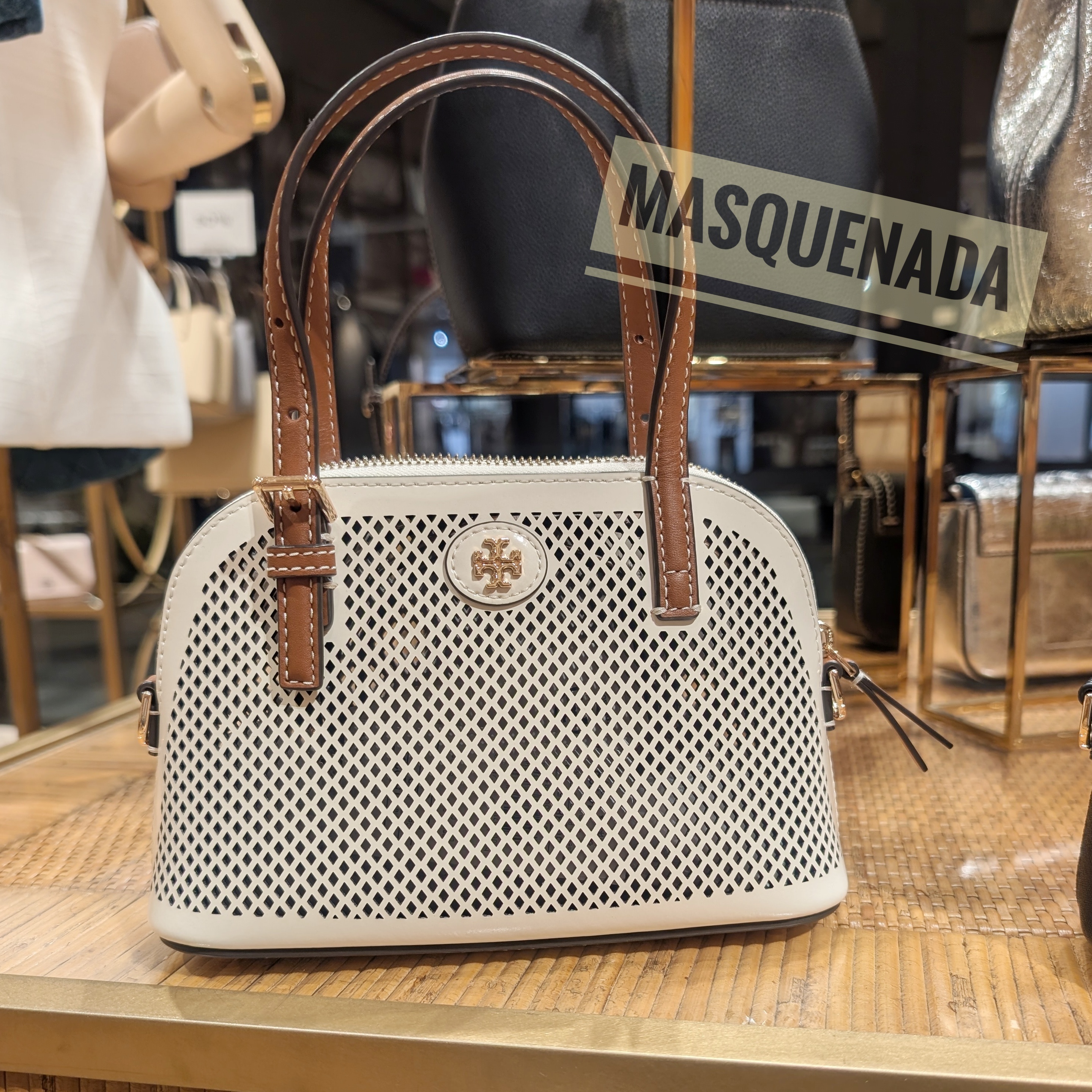 セール！国内発送☆Tory Burch EMERSON PERF DOME SATCHEL