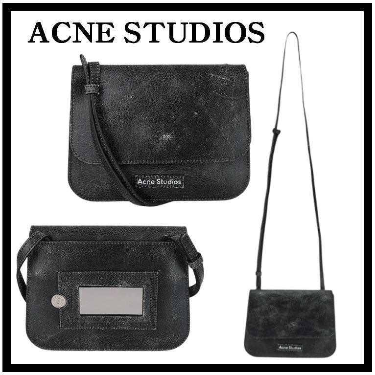送料・関税込★Acne Studios★レザー プラット ショルダーバッグ