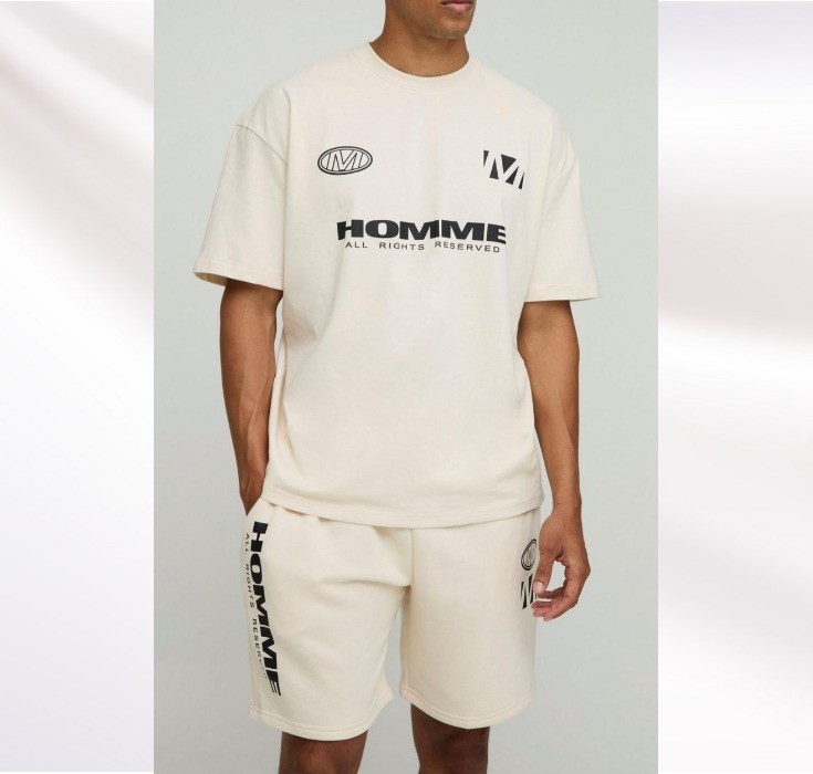 【boohoo】Tシャツ＆ショートパンツセット
