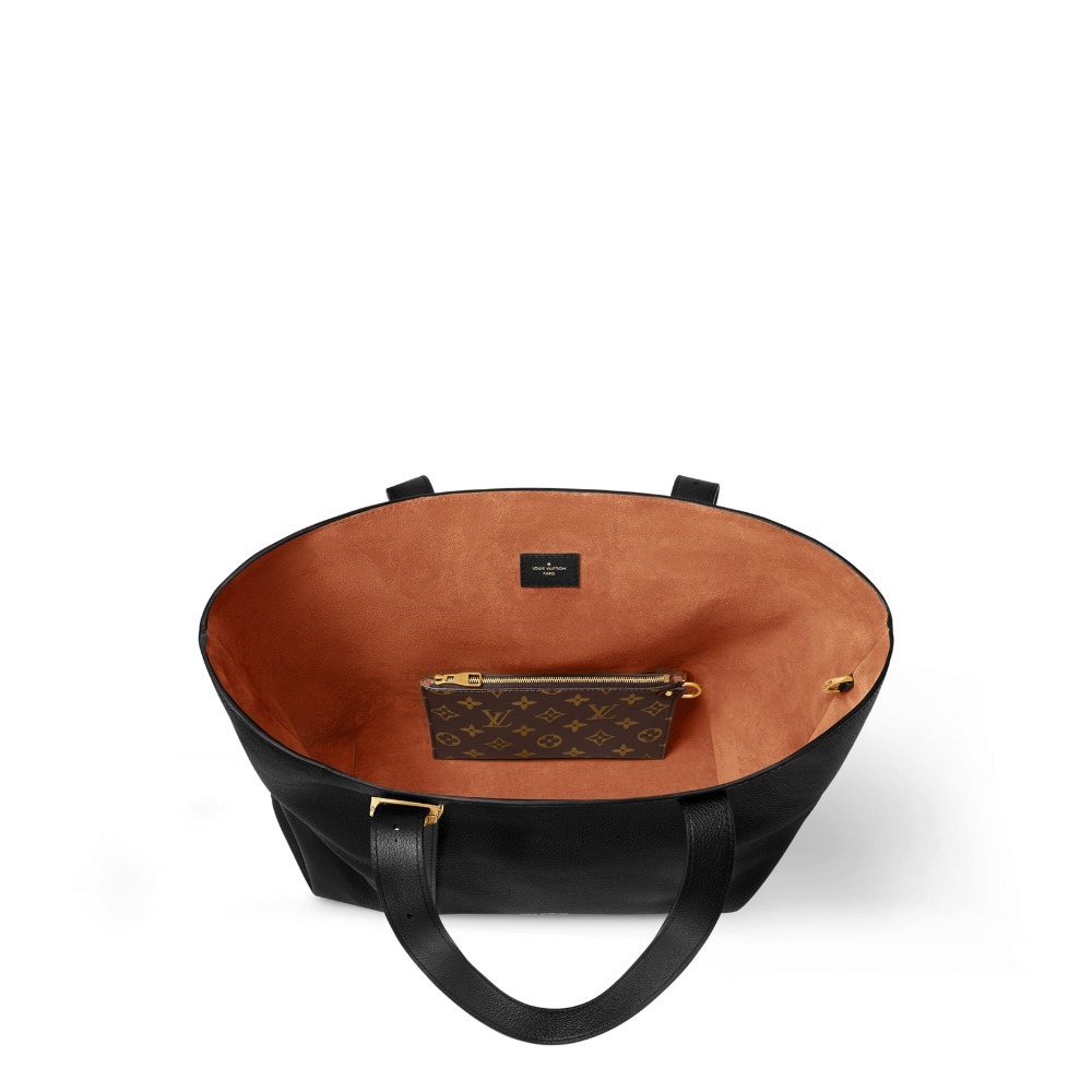 《Louis Vuitton》ローラ愛用！『ローキー カバス MM バッグ』