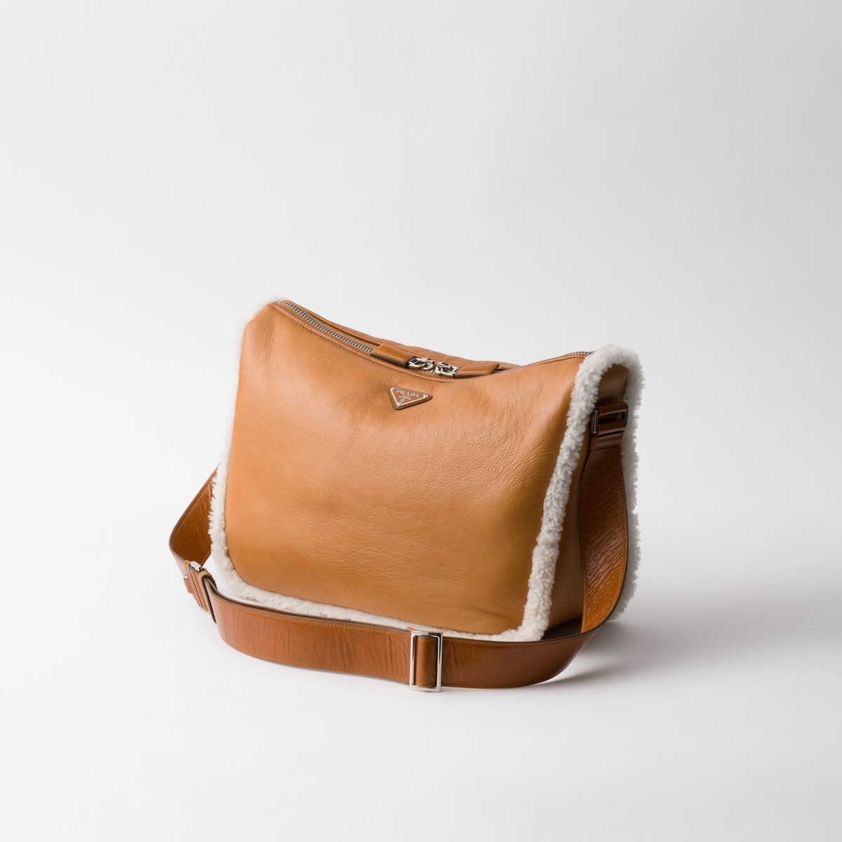 Prada シアリング ショルダーバッグ shoulder bag 関税込