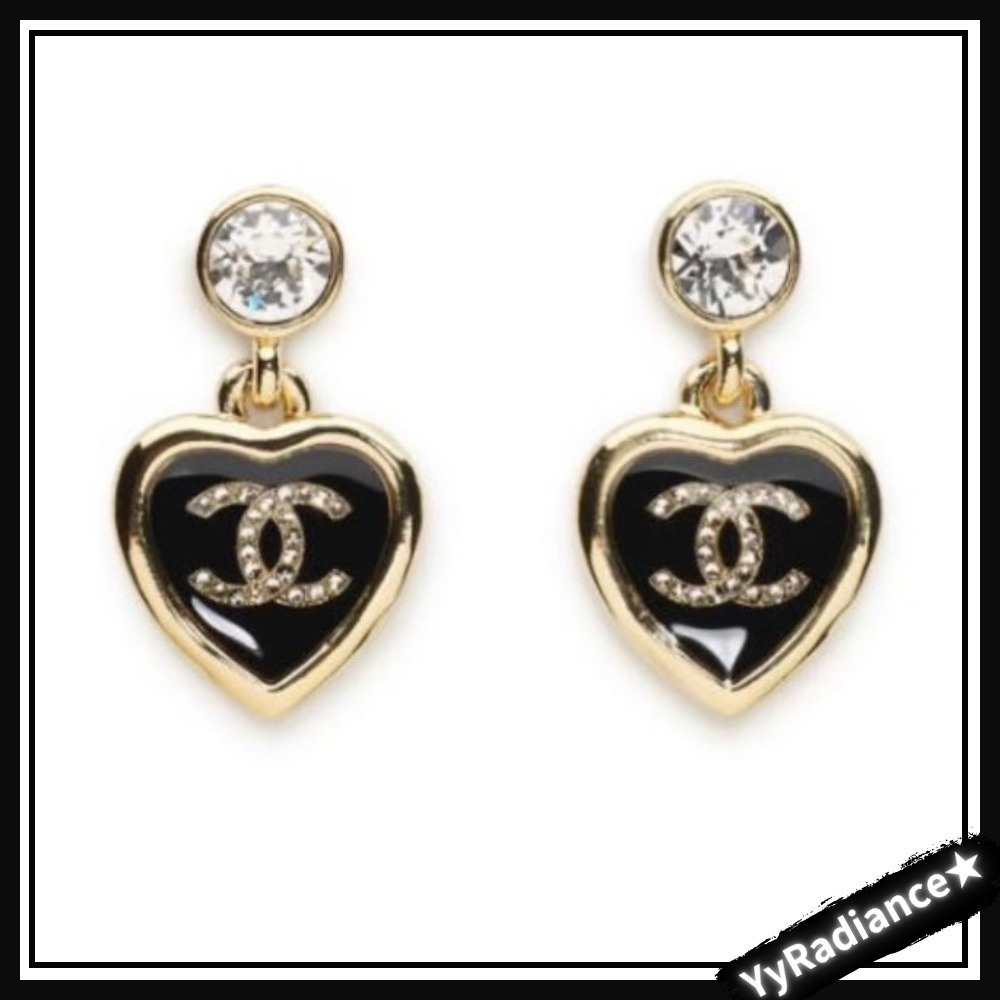 【煌めくストラスがエレガント♡】CHANEL ピアス