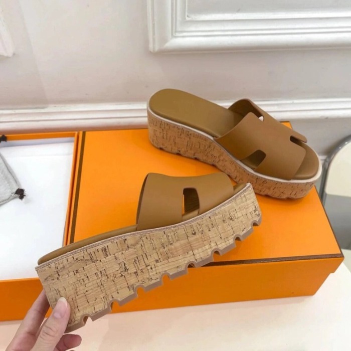 《夏の定番アイテム★》HERMES Eze 30 サンダル