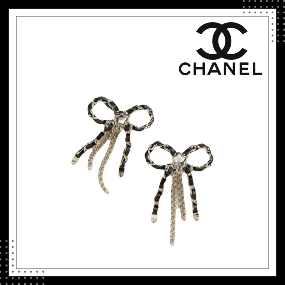 CHANEL《リボンにスター★》ピアス