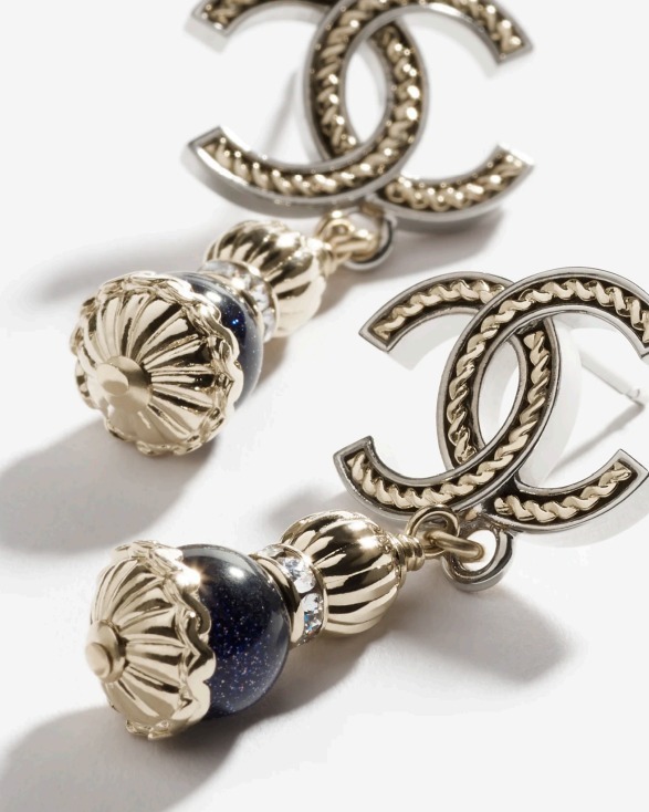 CHANEL《揺れる♪》ピアス