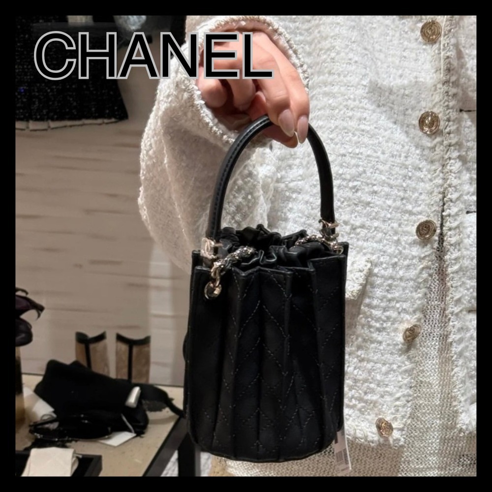 【上質ミニで魅せる】CHANEL ドローストリングバッグ