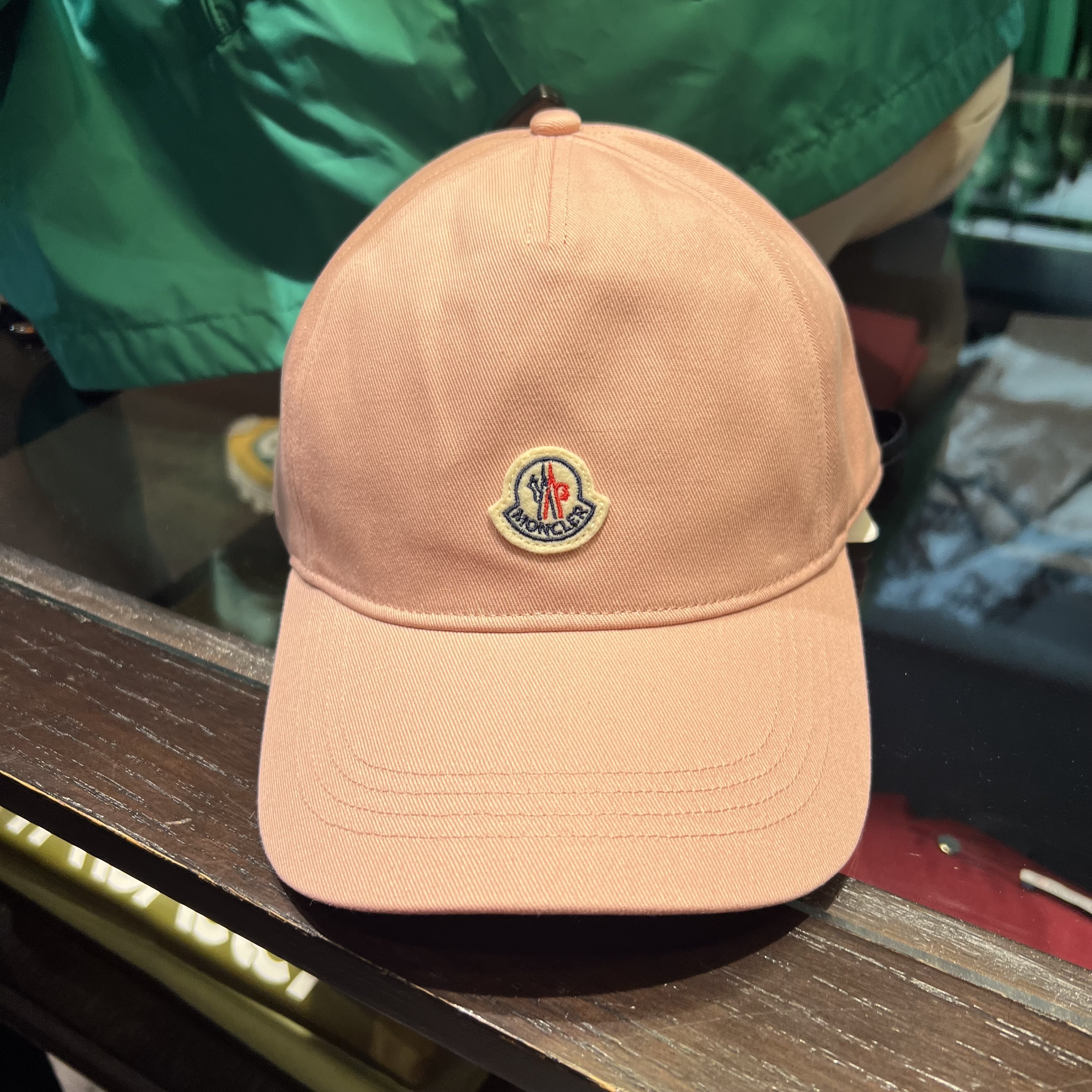 MONCLER 2024春夏フロントロゴ キャップ 3B00041 V0006 ピンク