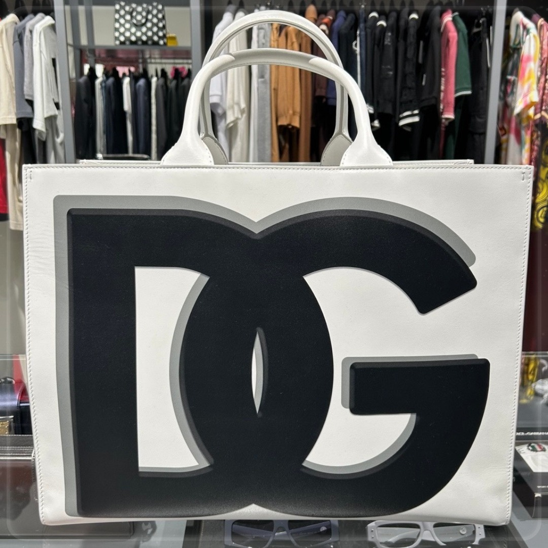 【DOLCE&GABBANA】デイリーショッパー DGロゴプリント レザー