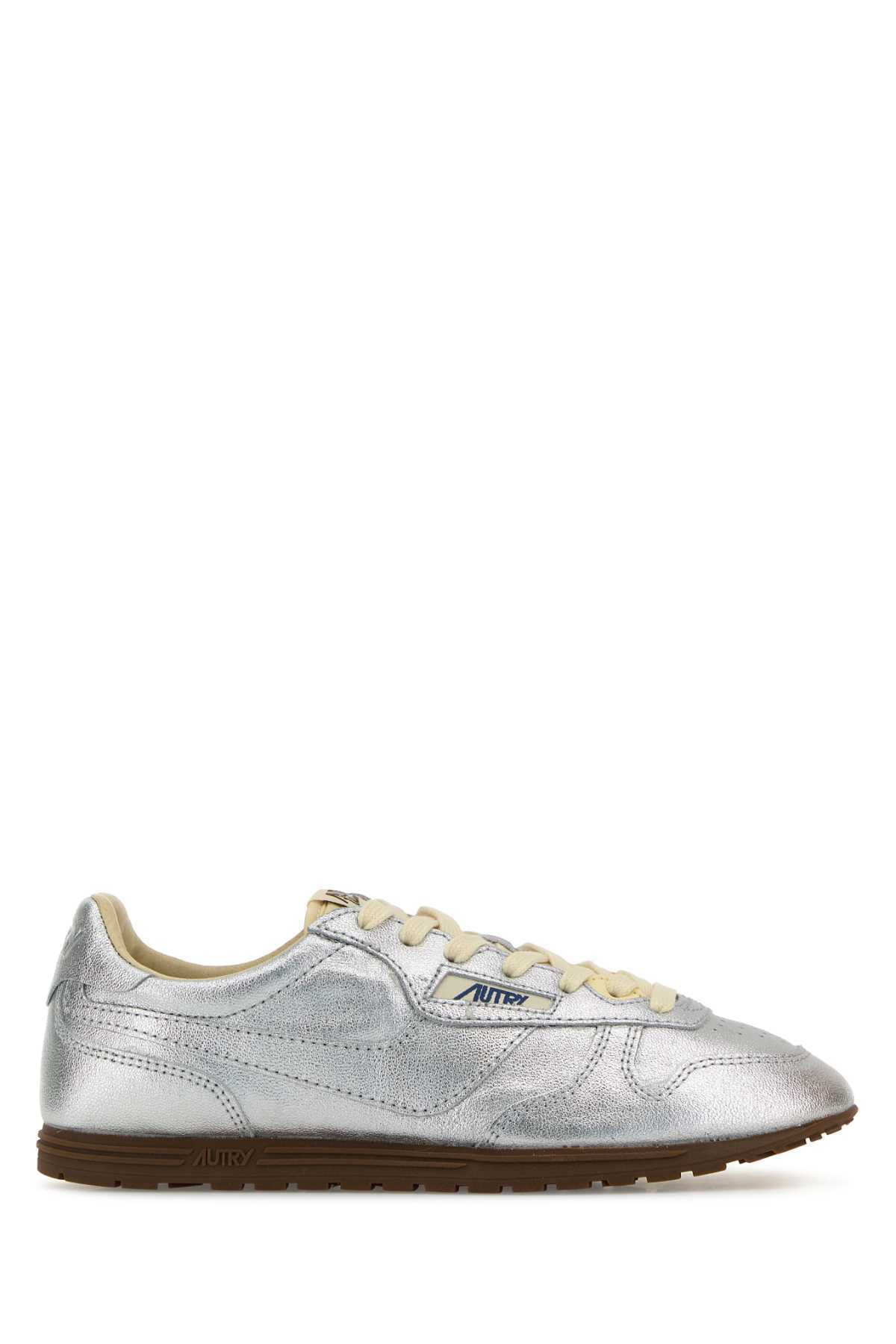 【関税&送料込】Autry Silver Leather Windspin Sneakers