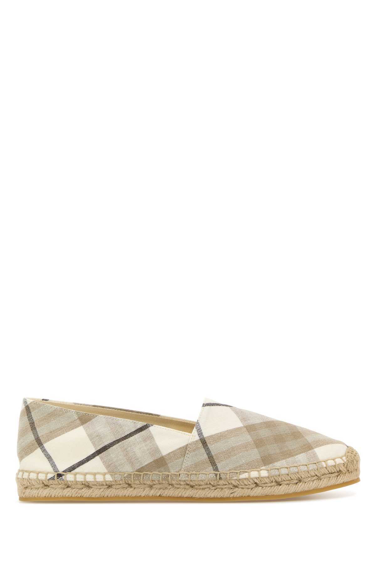 【関税&送料込】Burberry Embroidered Canvas Mews Check Espad