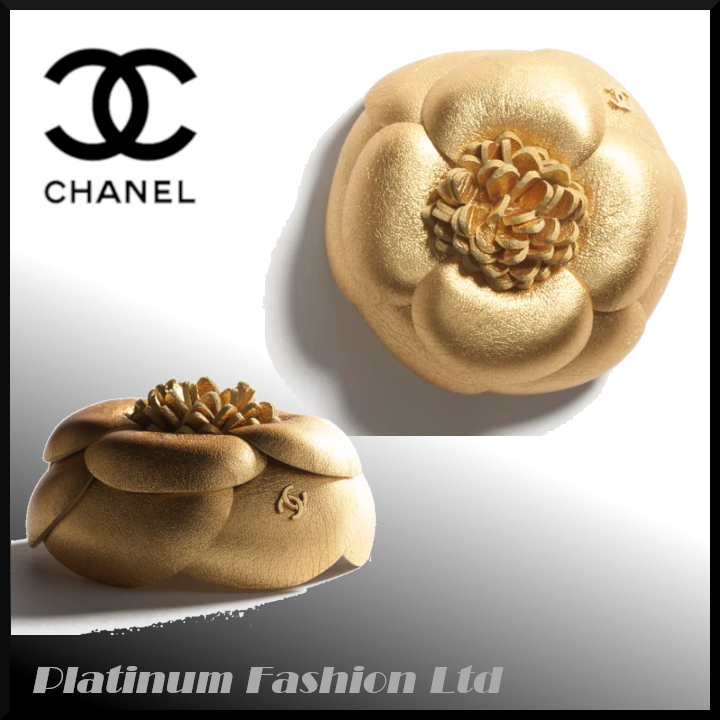 25A◆エレガントで注目の的♪【CHANEL】カメリア ブローチ gold