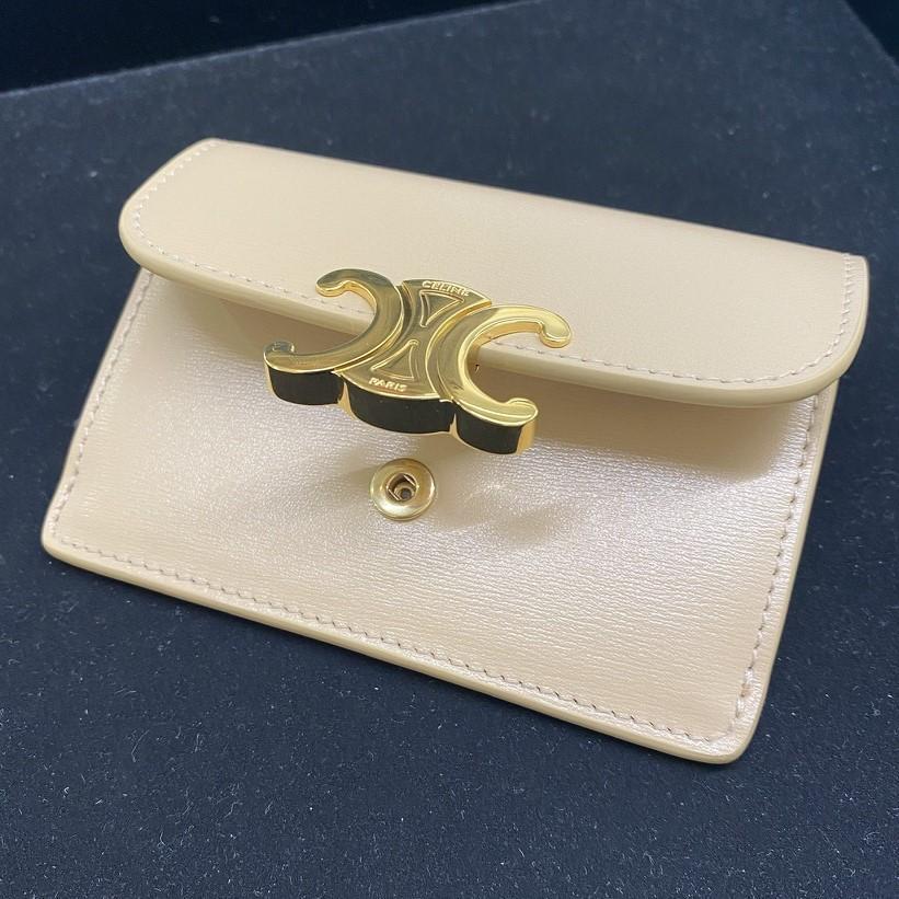 CELINE トリオンフフラップ付きカードホルダー