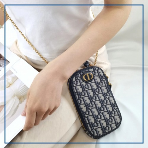 【洗練されたデザイン】Dior スマホ ホルダー ケース ポシェット