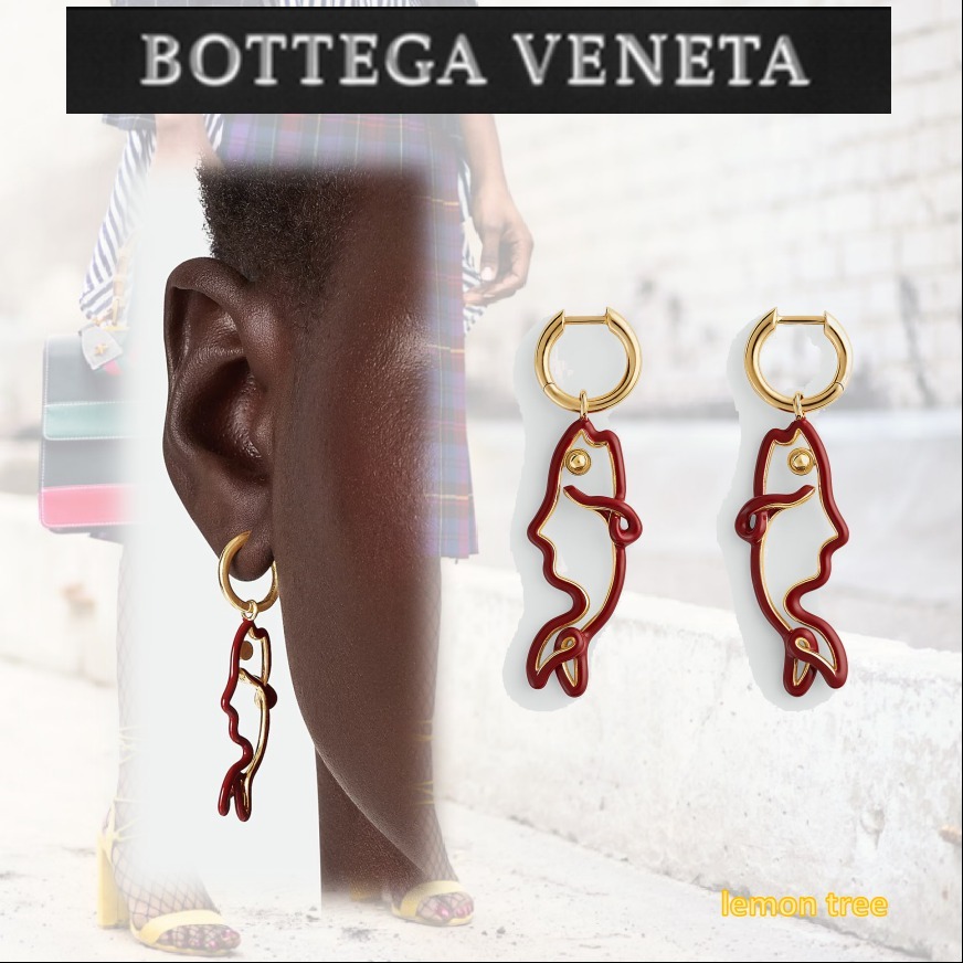 BOTTEGA VENETA エナメル加工 フィッシュ ピアス