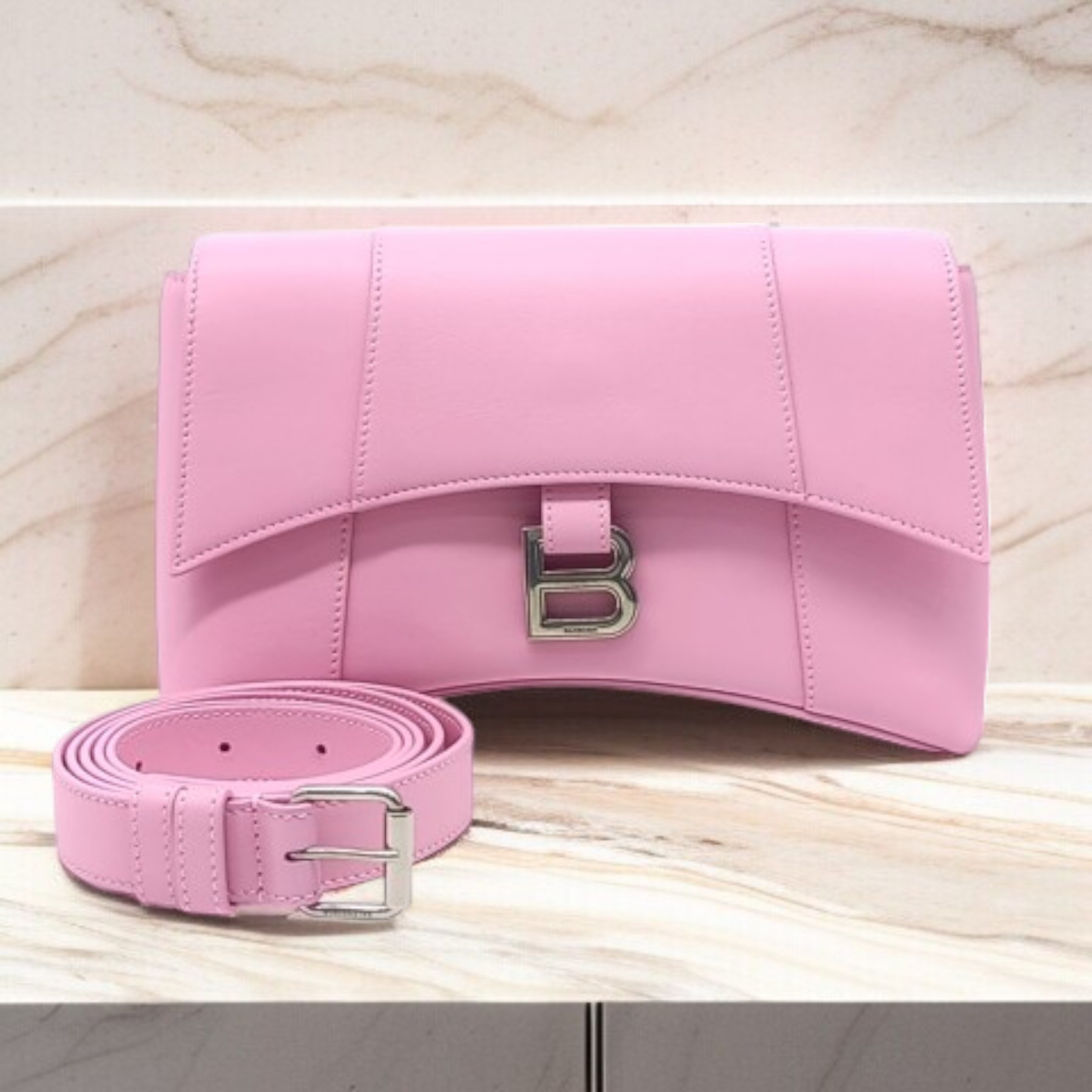 《Balenciaga》ダウンタウン ショルダー XS 中古 美品