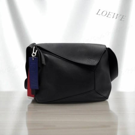 【LOEWE】ホーボー ラージ ショルダー バッグ