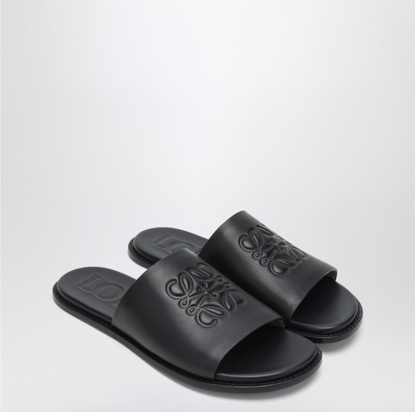 【足元を叶える】LOEWE《スライド アナグラム フレックス》