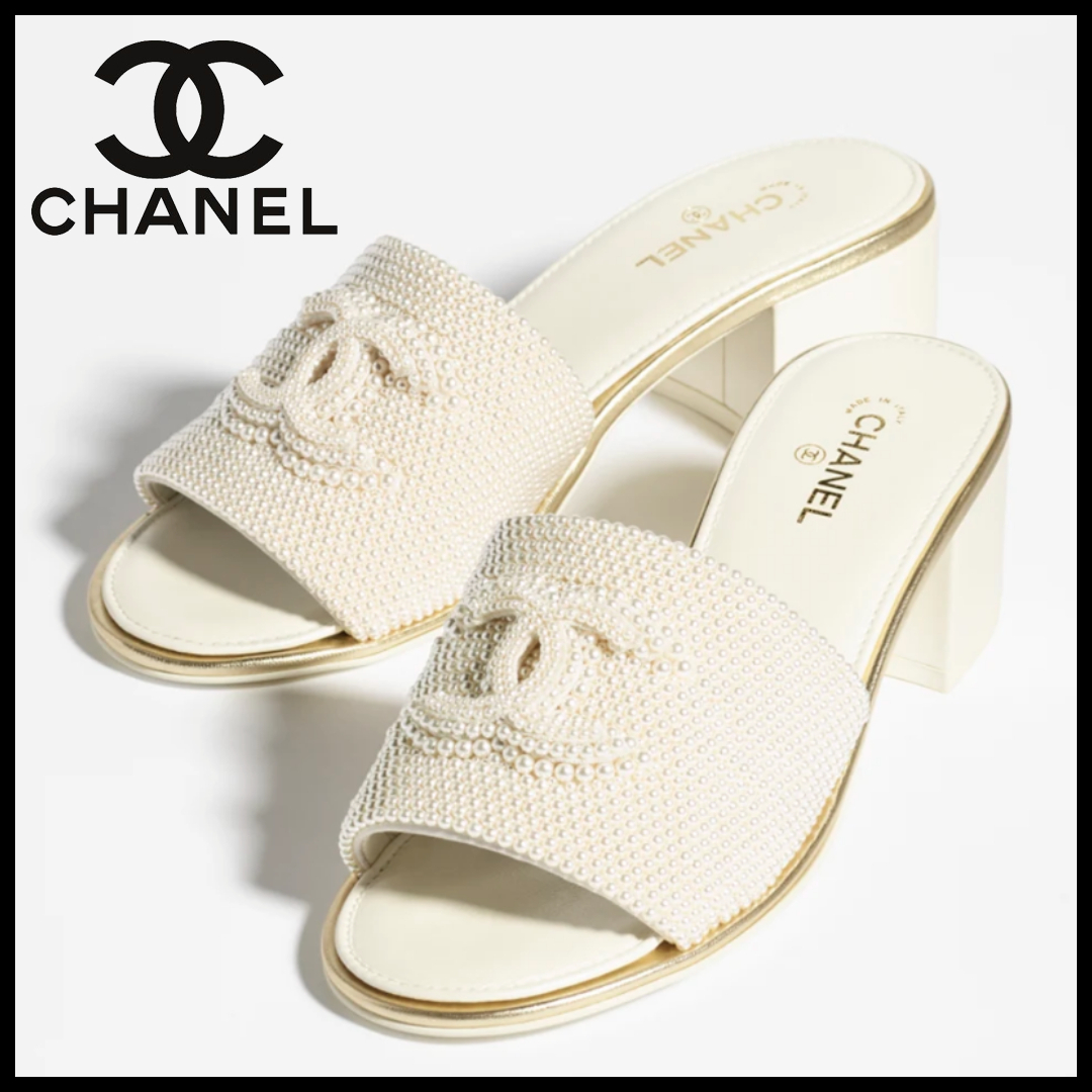 大人の夏スタイル…【CHANEL】2024/25年メティエダール ミュール