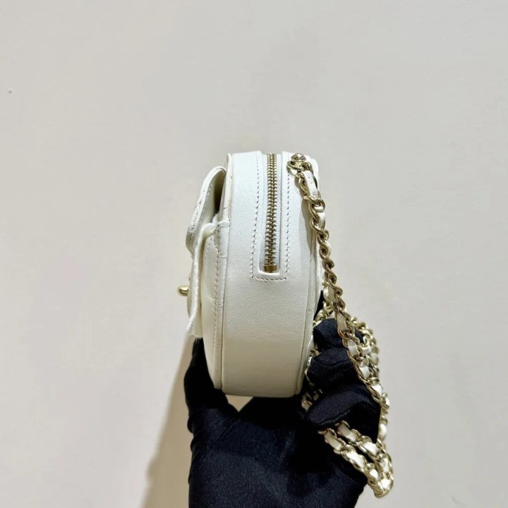 《フェミニンなデザイン★》CHANEL バッグ