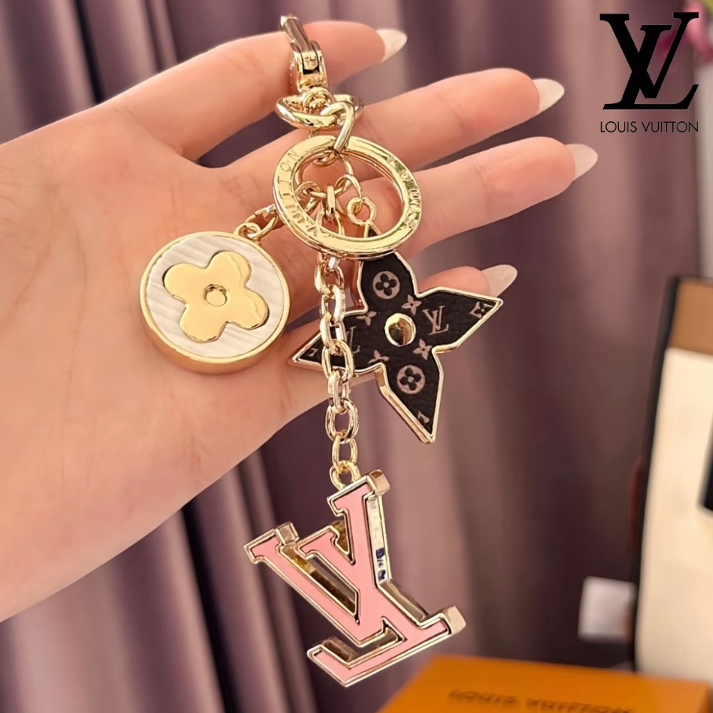 【コーデのアクセントに♪】LOUIS VUITTON★バッグチャーム