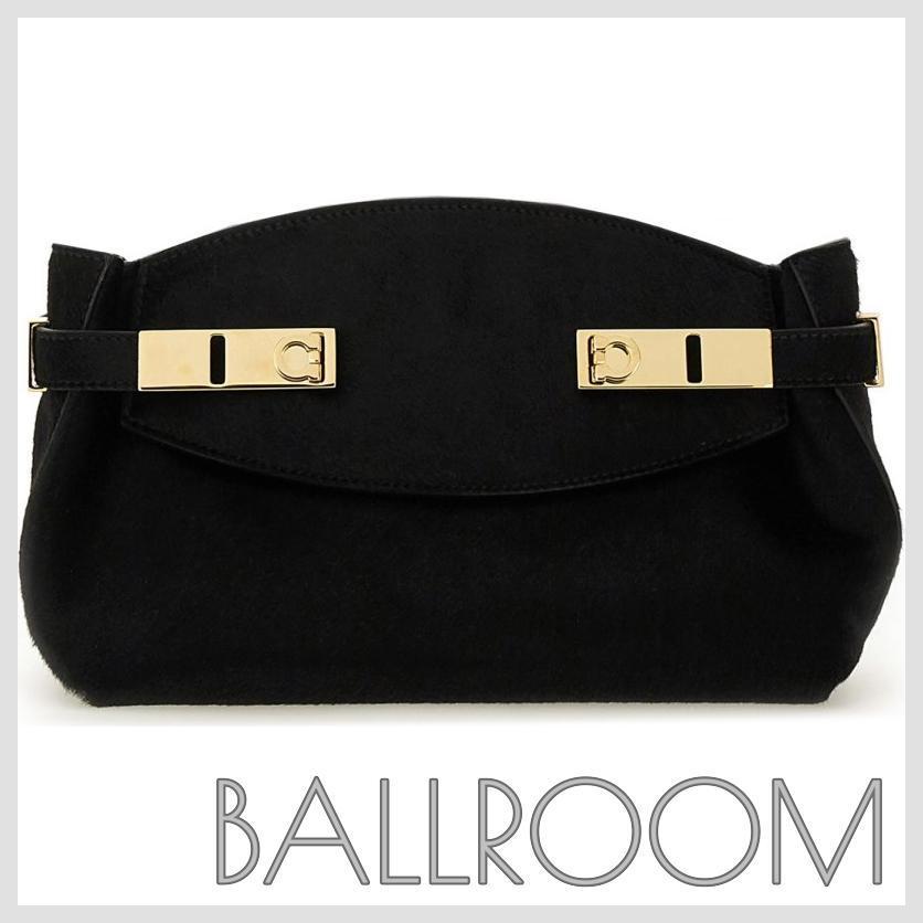 ショルダーバッグ・ポシェット FERRAGAMO \