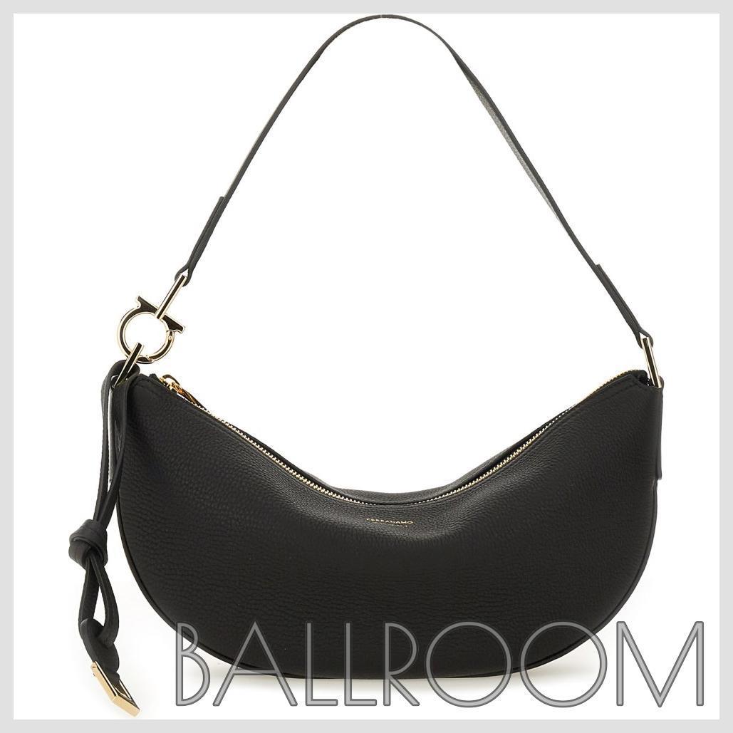 ショルダーバッグ・ポシェット FERRAGAMO HOBO S BAG