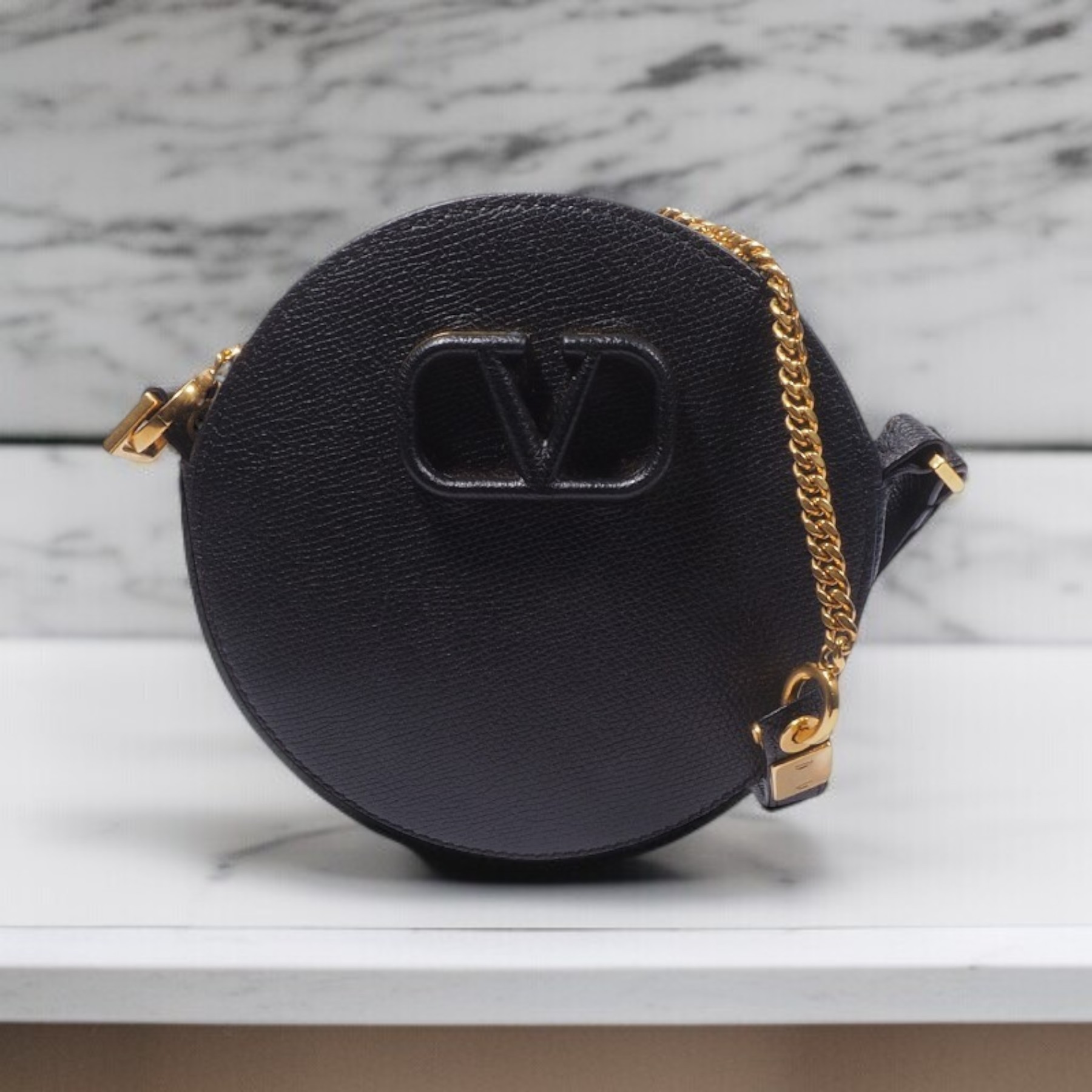 《VALENTINO》Ⅴロゴ ラウンド ミニ クロスバッグ 中古 美品