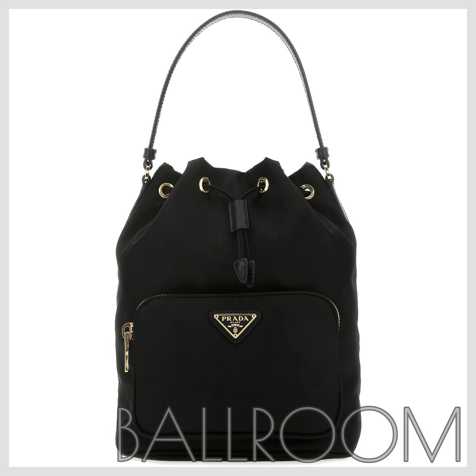 ショルダーバッグ・ポシェット PRADA BLACK RE-NYLON DUET BUCKET BAG