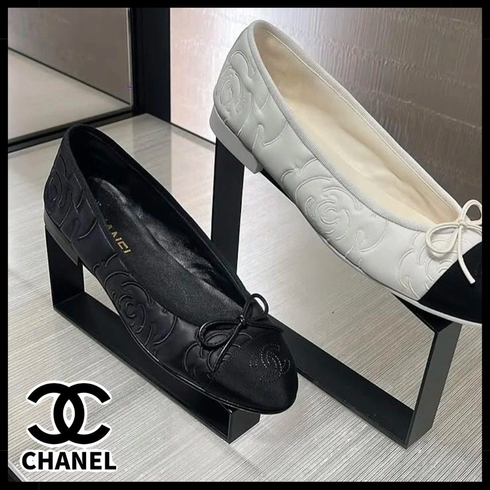カメリアが映える上品足元♪【CHANEL】バレエシューズ