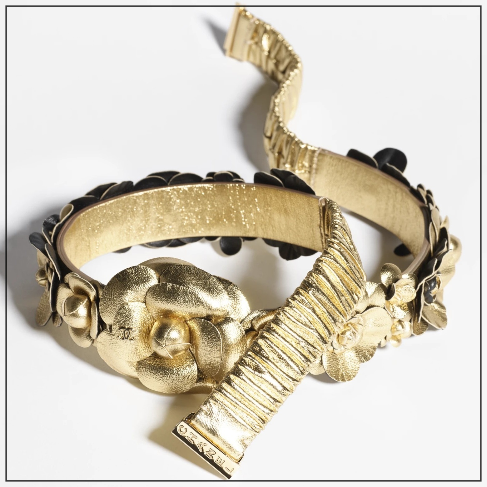 《華やかなワンポイントアクセントに》CHANEL ベルト 25a