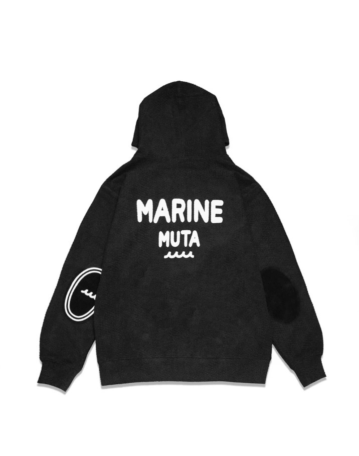 《大人のマリンスタイル》muta MARINE プルパーカー