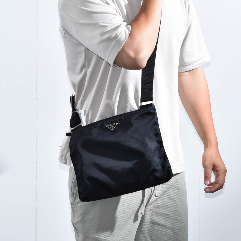 中古USED PRADA ショルダーバッグ ナイロン ロゴ ブラック 37189