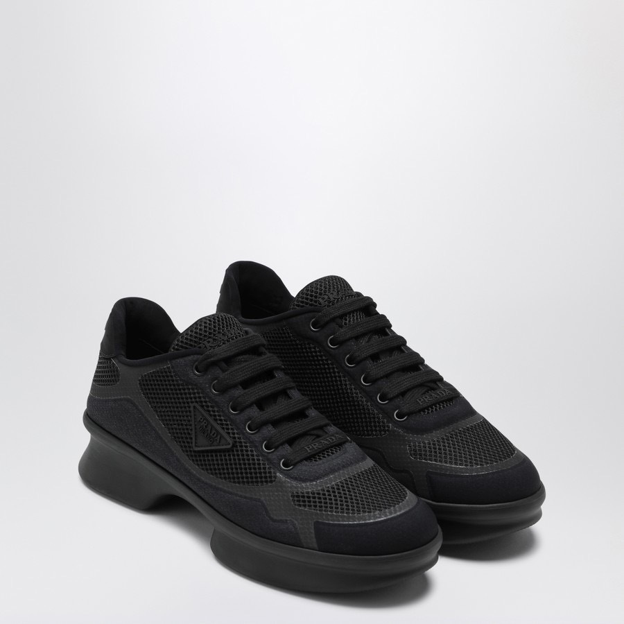 PRADA メッシュスニーカー エンボスロゴ ブラック