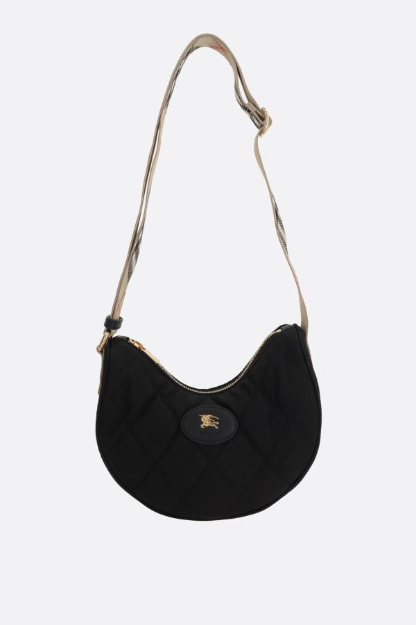 ショルダーバッグ・ポシェット BURBERRY HORSESHOE HOBO BAG IN QUILTED NYLON