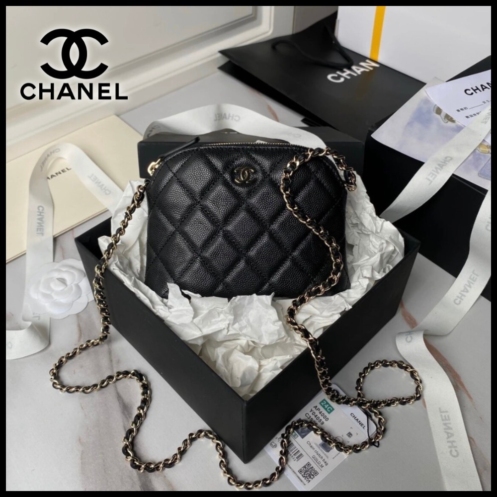 【CHANEL】クラシックチェーンクラッチ