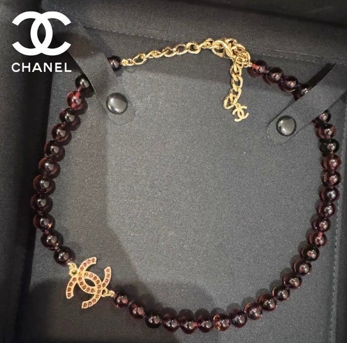 上品なスタイルに♪【CHANEL】ネックレス