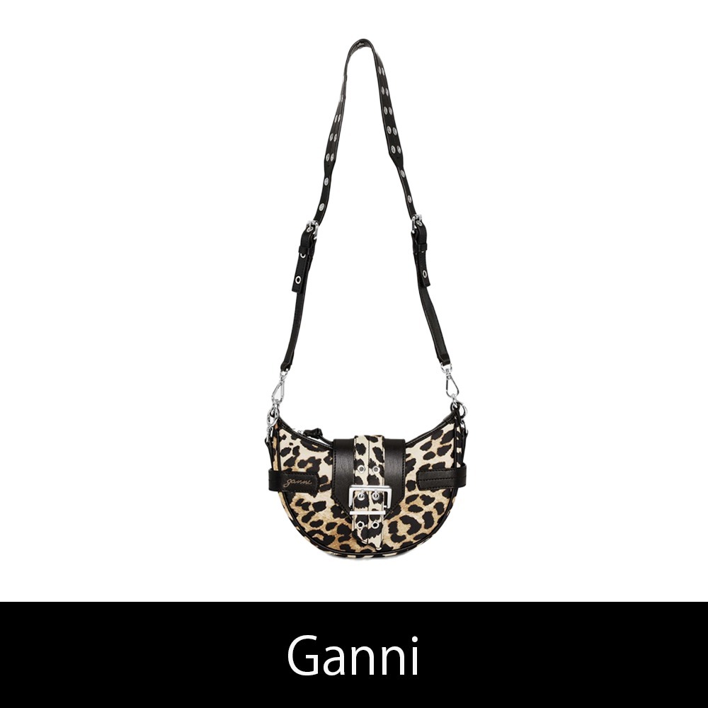 Ganni★バッキーナイロン クロスボディバッグ★送関込