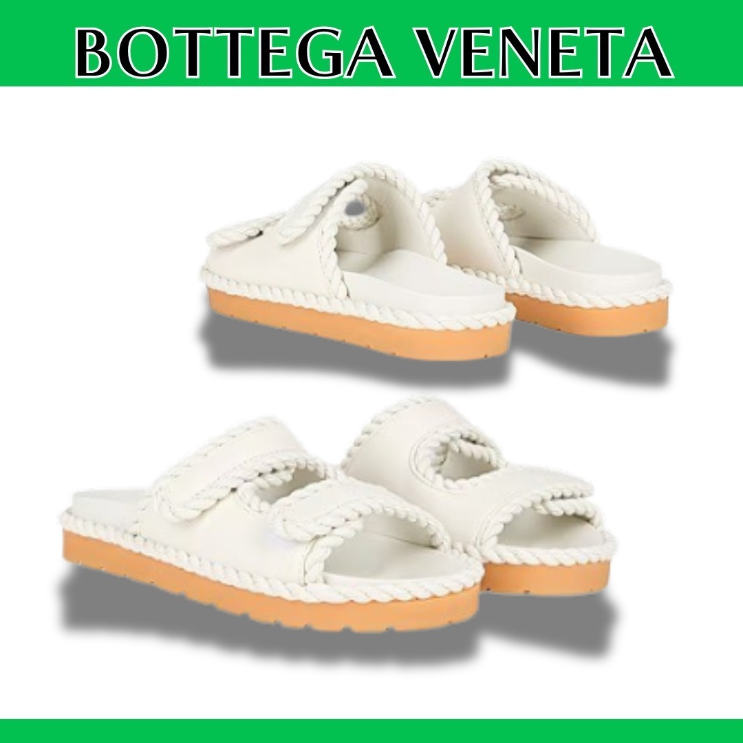 残りわずか【BOTTEGA VENETA】サンダル レザー 無地 フラット 白
