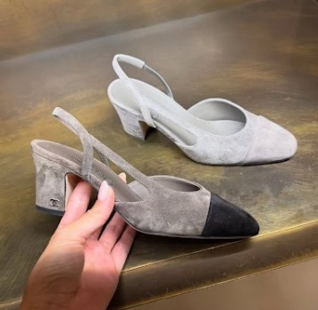 《タイムレスなデザイン》CHANEL パンプス 25a