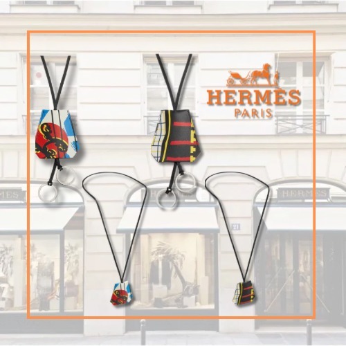 キーなど大事なものをつけらえるHermes\tクロシェットネックレス